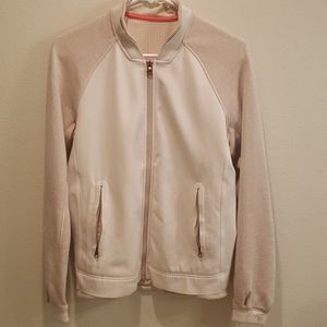 Lululemon jacket Small/Medium
